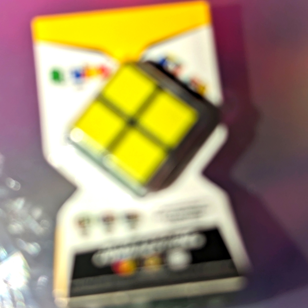 Worlds smallest Rubix  cube